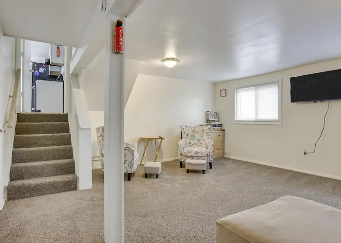 Explore Columbus! Fully Renovated W/ Yard